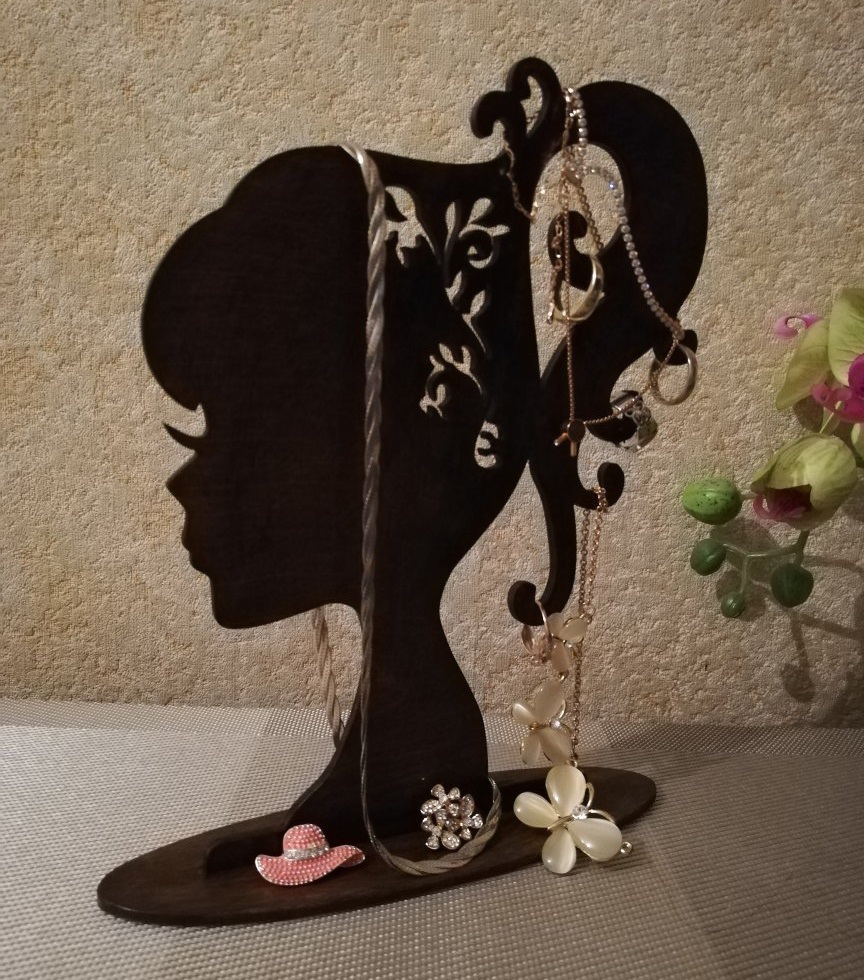 Laser Cut Girls Jewelry Stand PDF File