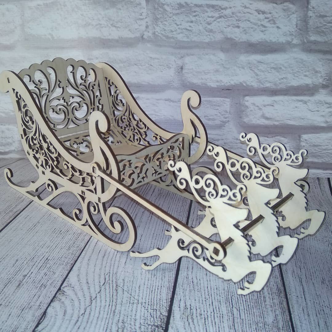 Laser Cut Santa Sleigh Reindeer Indoor Christmas Decoration Free Vector